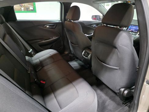 Used 2022 Chevrolet Malibu LT FWD image 21