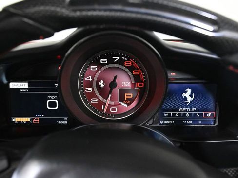 Used 2018 Ferrari 488 Spider image 14
