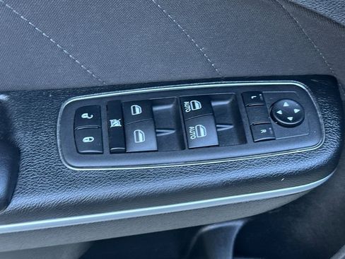 Used 2023 Dodge Charger GT image 11