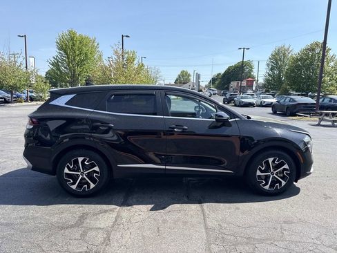 Used 2023 Kia Sportage EX FWD image 7
