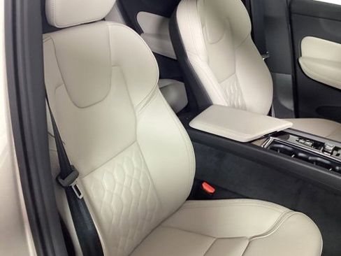 New 2026 Volvo XC60 T8 Plus w/ Protection Package Premier image 20