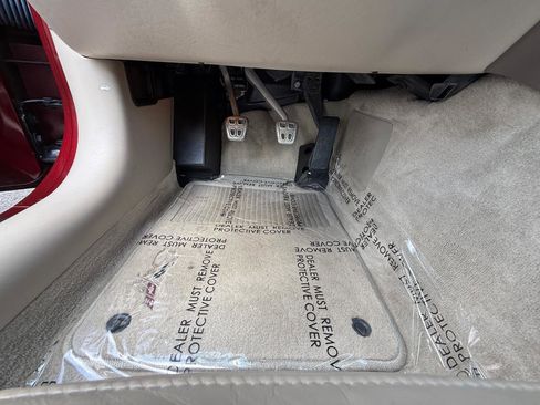 Used 2003 Chevrolet Corvette Convertible w/ Preferred Equipment Group1 image 26