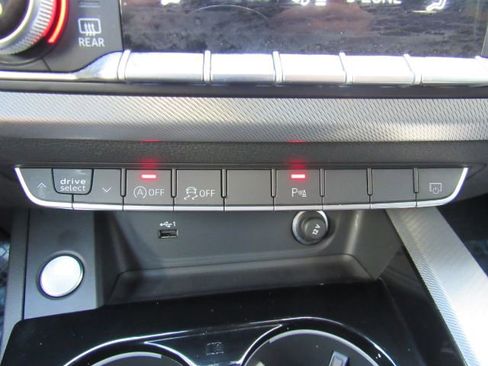 Used 2025 Audi A5 2.0T Premium Plus image 48