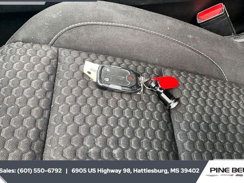 Used 2019 GMC Acadia SLE image 9