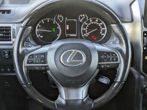 Used 2023 Lexus GX 460 Premium image 12