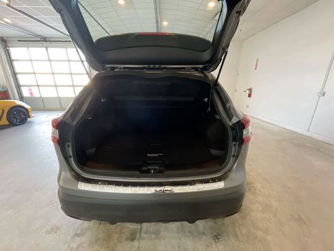 Used 2020 Nissan Rogue Sport SV image 23