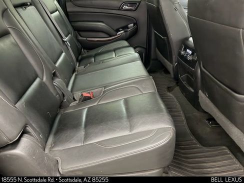 Used 2017 GMC Yukon XL SLT AWD/4WD image 15
