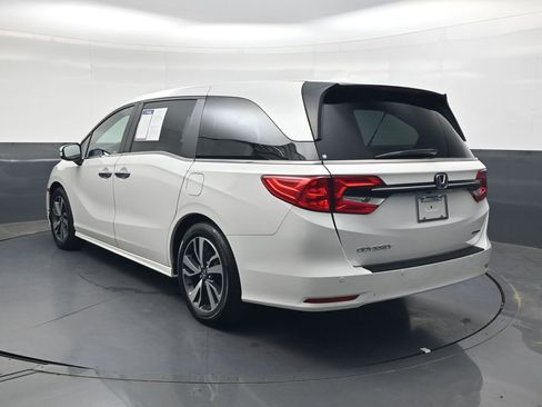 Used 2023 Honda Odyssey Touring image 6