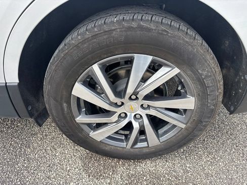 Used 2022 Chevrolet Equinox Premier AWD/4WD image 14