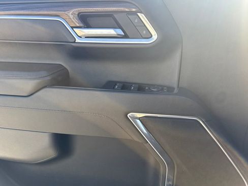 Used 2025 Chevrolet Silverado 1500 LT image 27