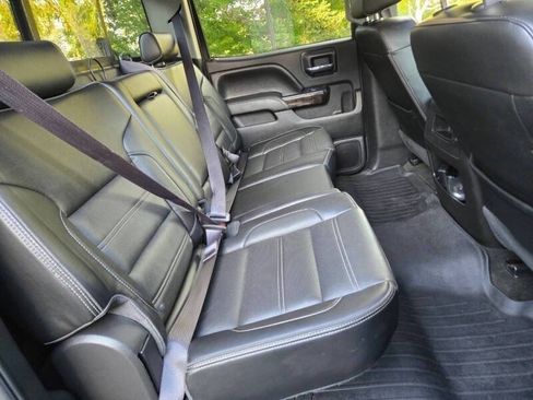 Used 2016 GMC Sierra 2500 Denali w/ Duramax Plus Package AWD/4WD image 15