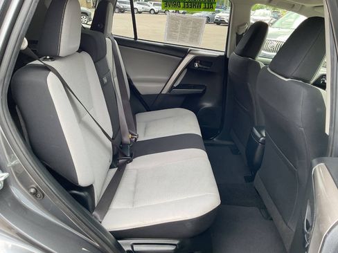Used 2018 Toyota RAV4 XLE w/ Convenience Package AWD/4WD image 36
