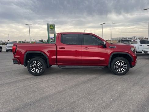 Used 2024 GMC Sierra 1500 AT4 w/ Technology Package image 4