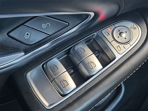 Used 2018 Mercedes-Benz C 63 AMG Cabriolet image 24