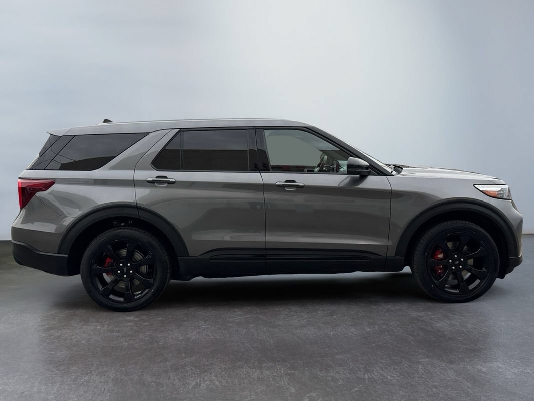 Used 2022 Ford Explorer ST w/ Equipment Group 401A AWD/4WD image 4