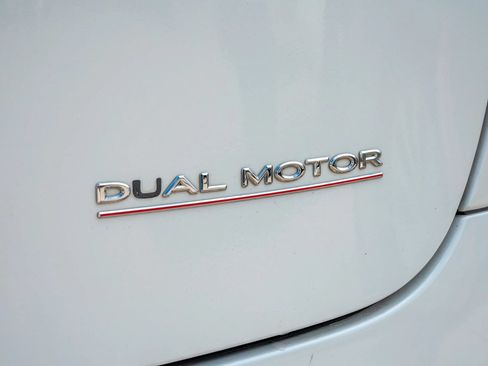 Used 2019 Tesla Model X Performance AWD/4WD image 17