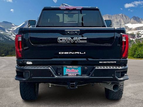 Used 2025 GMC Sierra 3500 Denali Ultimate AWD/4WD image 4