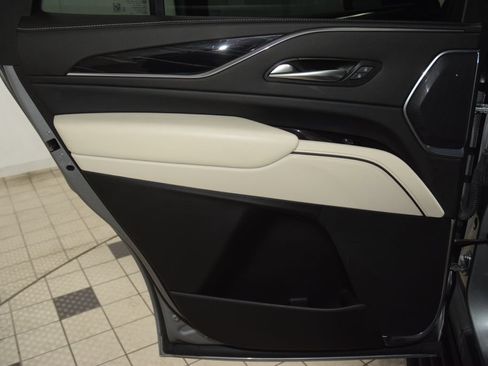 Used 2023 Cadillac Escalade Sport w/ LPO, ONYX Package AWD/4WD image 50
