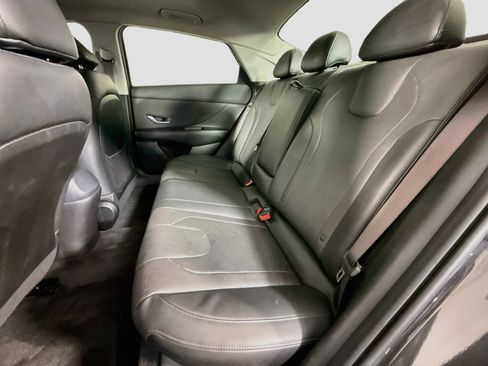 Used 2021 Hyundai Elantra Limited w/ Cargo Package FWD image 25