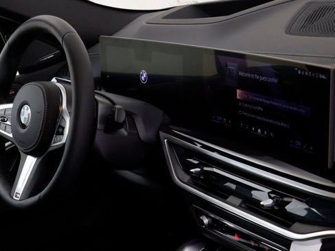 New 2026 BMW X6 xDrive40i w/ Climate Comfort Package image 21