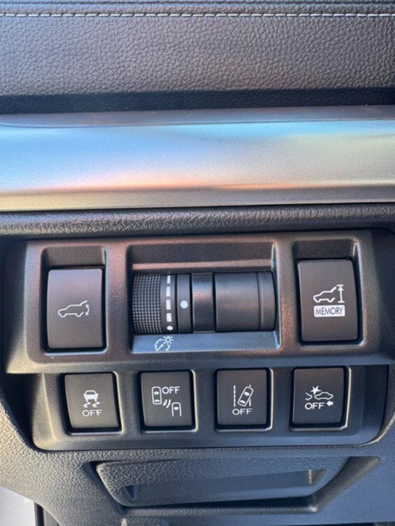 Used 2019 Subaru Outback 2.5i Limited AWD/4WD image 8