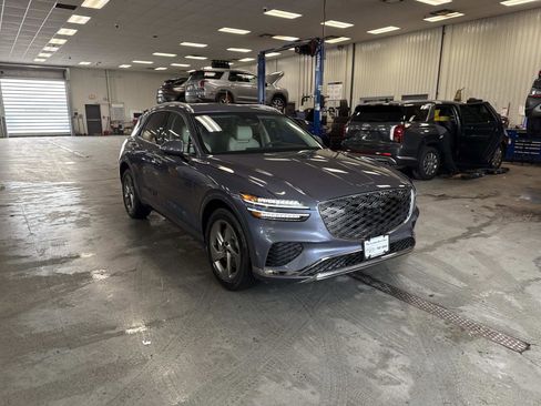 New 2026 Genesis GV70 2.5T Select image 3