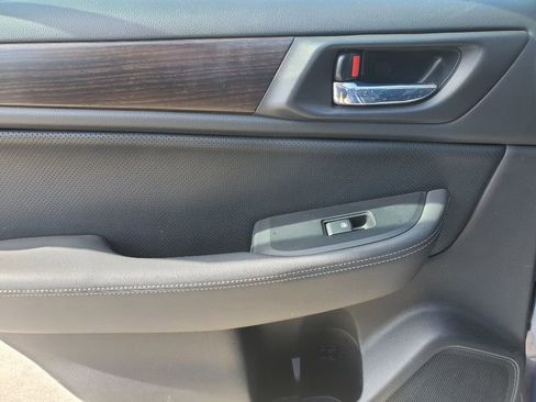 Used 2015 Subaru Legacy 2.5i Limited AWD/4WD image 25