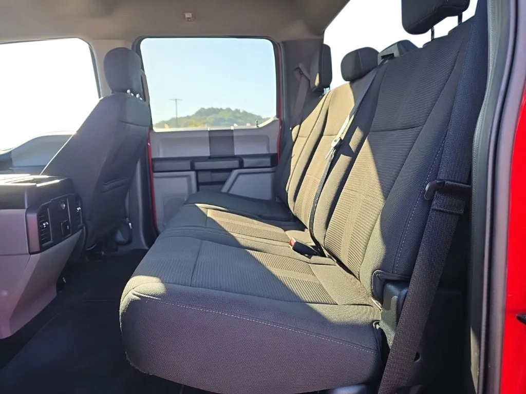 Used 2018 Ford F150 XL w/ Equipment Group 101A Mid AWD/4WD image 17