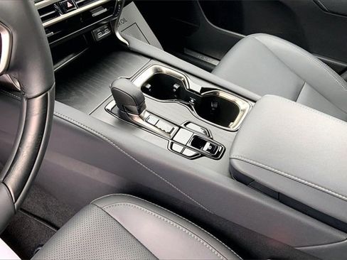 Certified 2025 Lexus RX 350h image 13