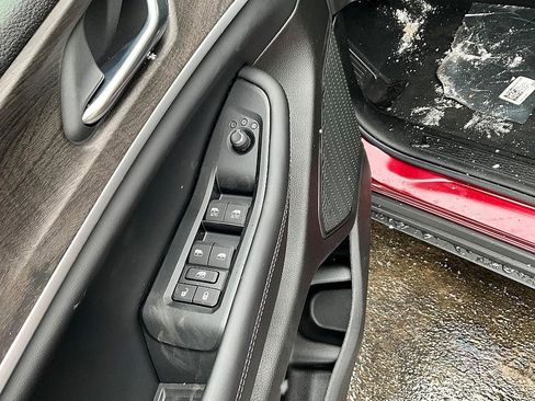 New 2026 Jeep Grand Cherokee Laredo image 13