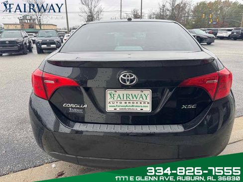 Used 2018 Toyota Corolla XSE image 7