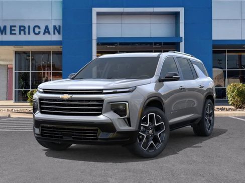 New 2026 Chevrolet Traverse High Country image 1