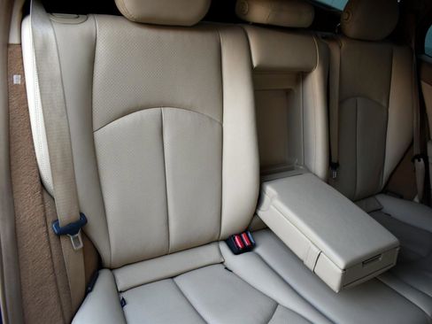 Used 2008 Mercedes-Benz E 350 4MATIC Wagon image 39