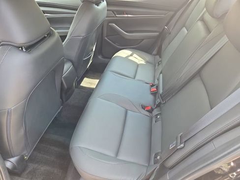 Used 2023 MAZDA MAZDA3 s FWD image 12