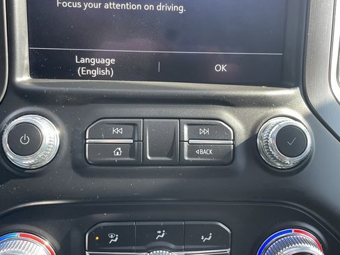 Certified 2020 GMC Sierra 1500 AT4 w/ Off-Road Performance Package image 44