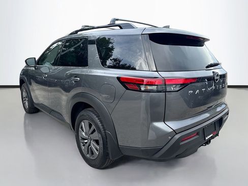 New 2025 Nissan Pathfinder SV w/ SV Premium Package image 6