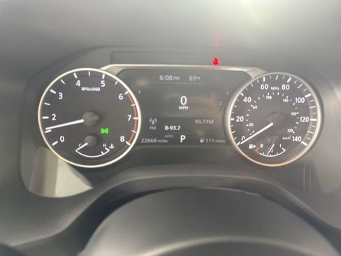 Used 2023 Nissan Rogue SV w/ SV Premium B Package AWD/4WD image 12