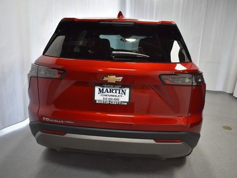 New 2026 Chevrolet Equinox LT w/ Convenience Package II AWD/4WD image 7