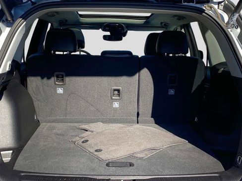 Used 2024 Jeep Grand Cherokee Limited image 5