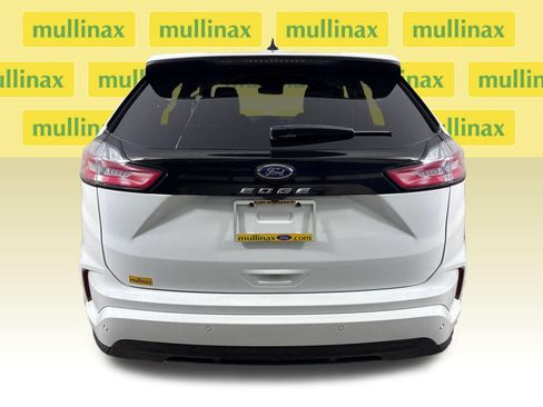 Certified 2024 Ford Edge ST-Line AWD/4WD image 9