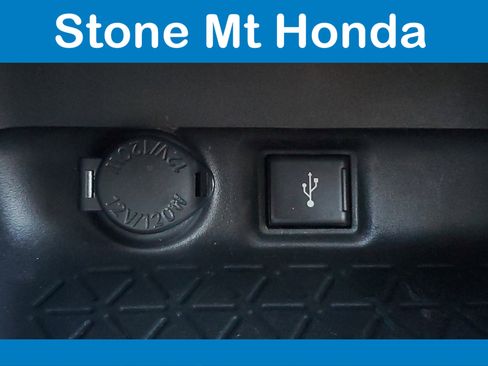 Used 2021 Toyota RAV4 XLE image 29