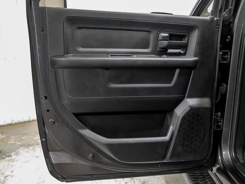 Used 2018 RAM 2500 Tradesman w/ Chrome Appearance Group AWD/4WD image 42