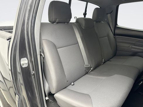Used 2013 Toyota Tacoma 4x4 Double Cab image 17