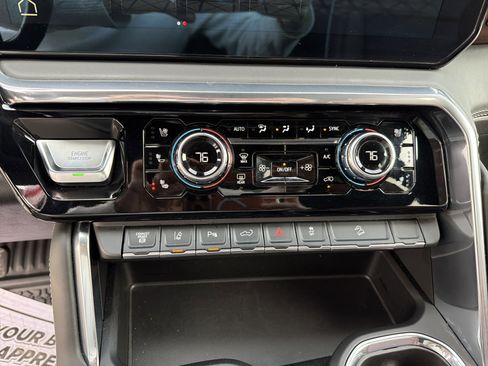 Certified 2024 GMC Sierra 2500 Denali Ultimate image 21