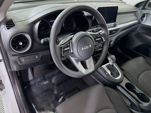 Used 2023 Kia Forte LXS FWD image 17