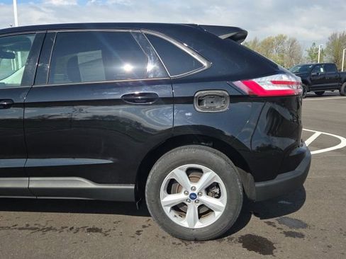 Used 2022 Ford Edge SE image 15