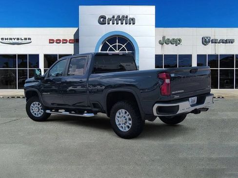 Used 2023 Chevrolet Silverado 2500 LT w/ Convenience Package AWD/4WD image 9