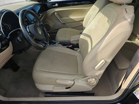Used 2013 Volkswagen Beetle 2.5 image 13