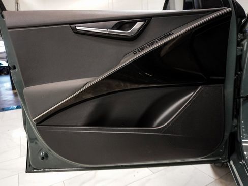 Used 2023 Kia Niro EX Touring image 22