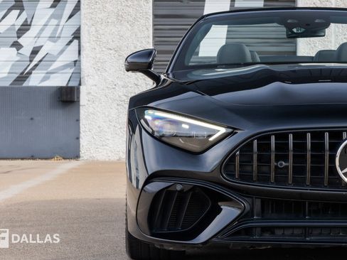 Used 2022 Mercedes-Benz SL 63 AMG 4MATIC image 4